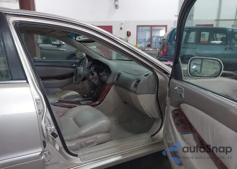 2001 Acura Tl 3.2 from USA, damaged, VIN 19UUA56631A014155